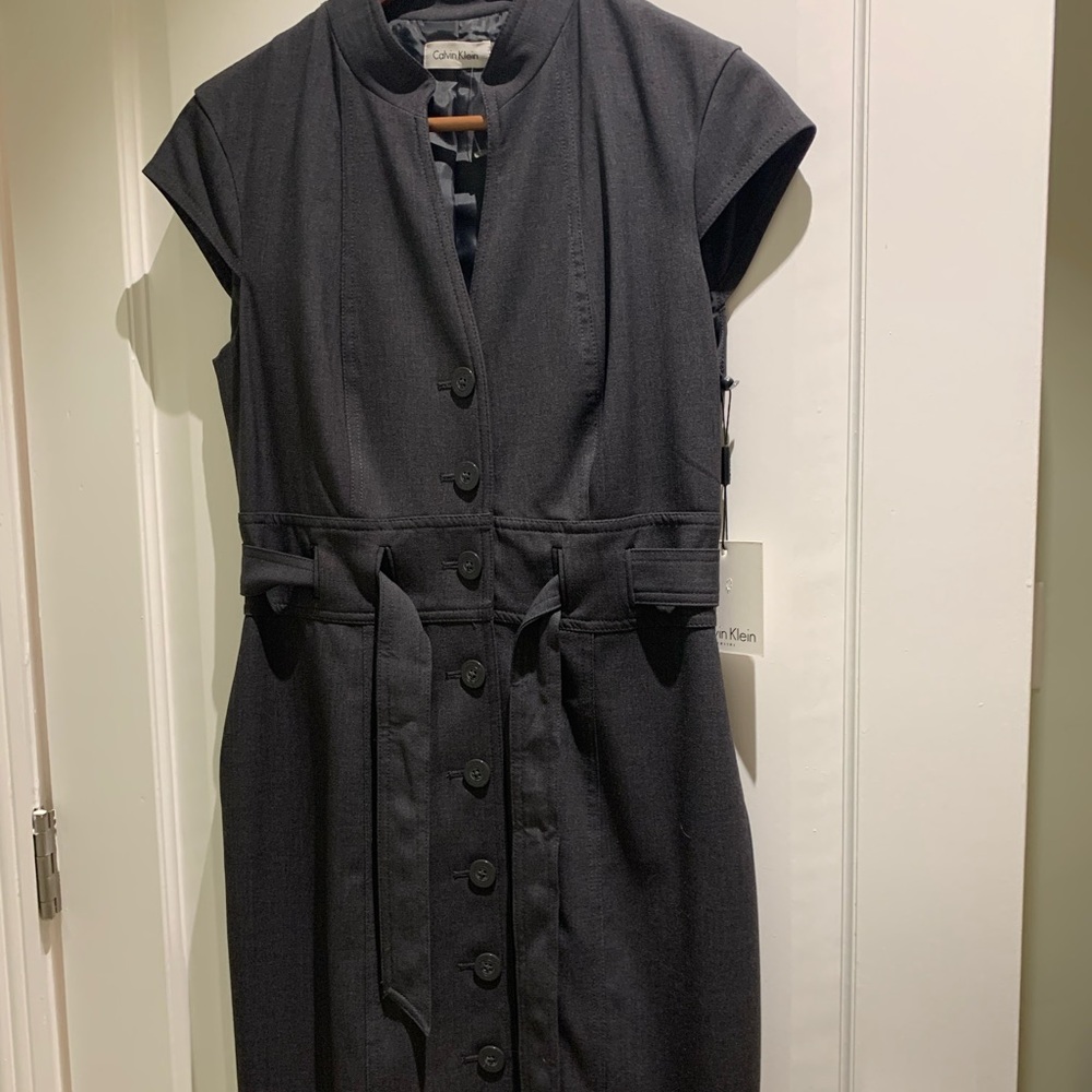 Calvin Klein charcoal dress. Size 6. Tie waist and buttons. New with tags
